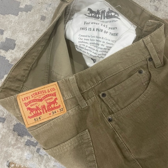 Levi Corduroy Pants - Picture 5 of 7